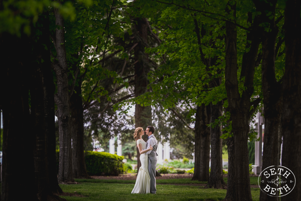 A Wells Barn Wedding at Franklin Park Conservatory