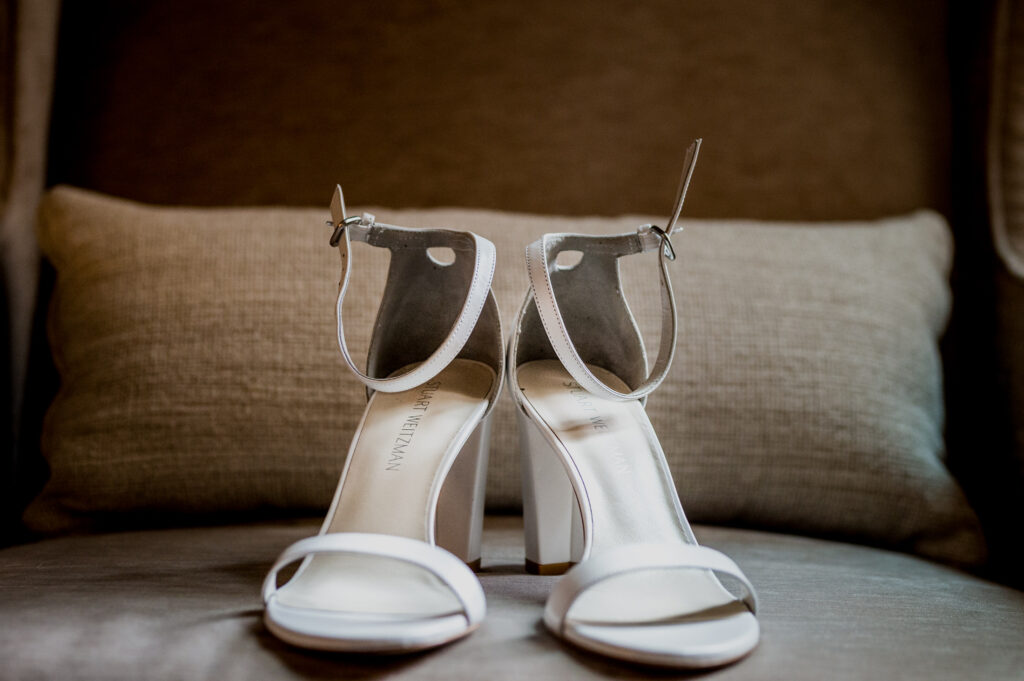 brides shoes at columbus ohio westin wedding