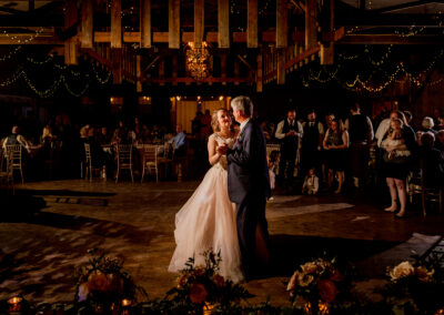 Columbus Wedding Photographers at Jorgensen Farms Historic Barn