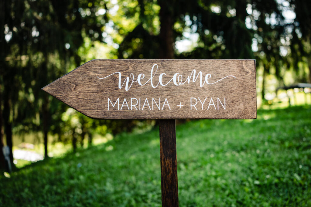 welcome sign