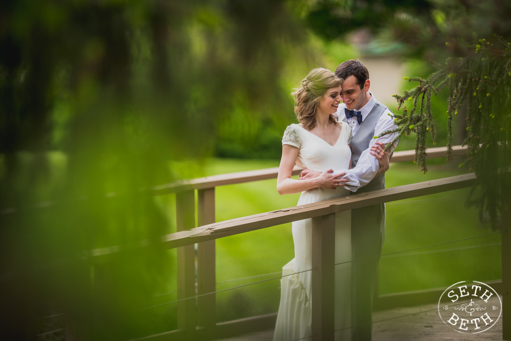 A Wells Barn Wedding at Franklin Park Conservatory