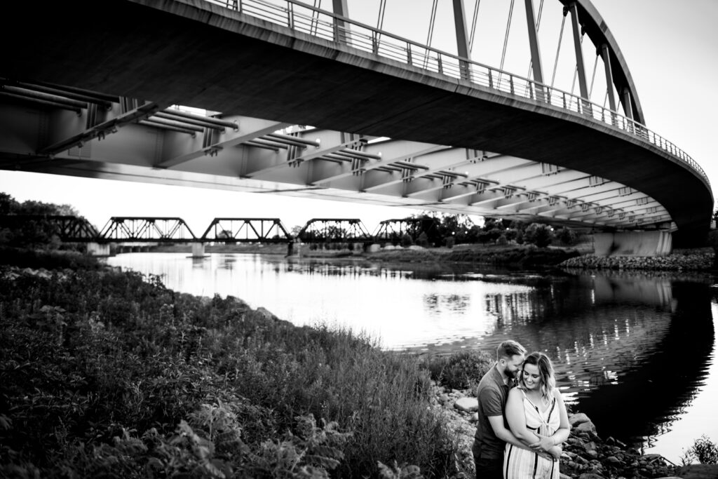 Scioto Mile Engagement Session