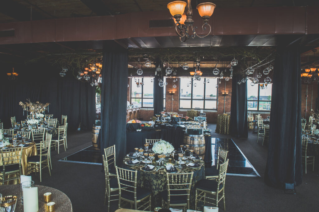 Elegant Cleveland Ohio Wedding