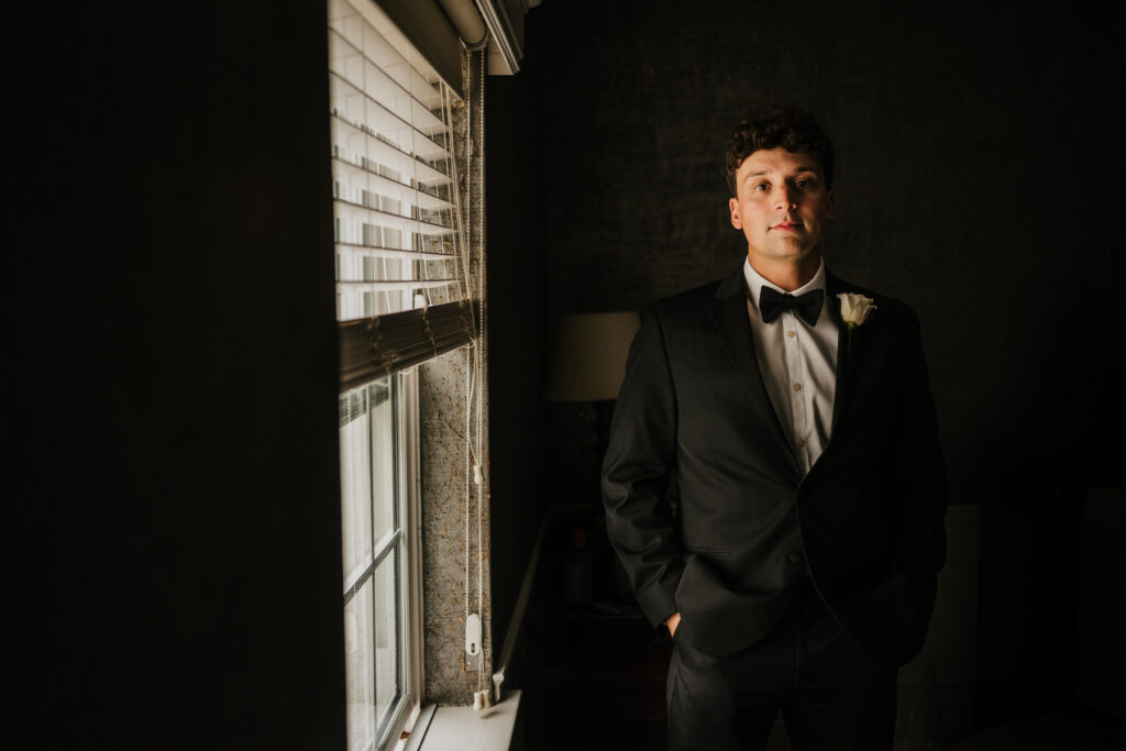 groom portrait
