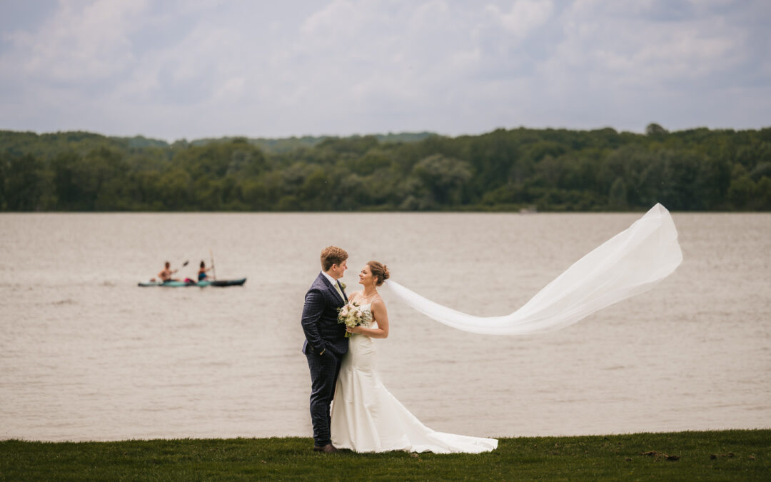 The Oaks Lakeside Wedding | Annika & TJ