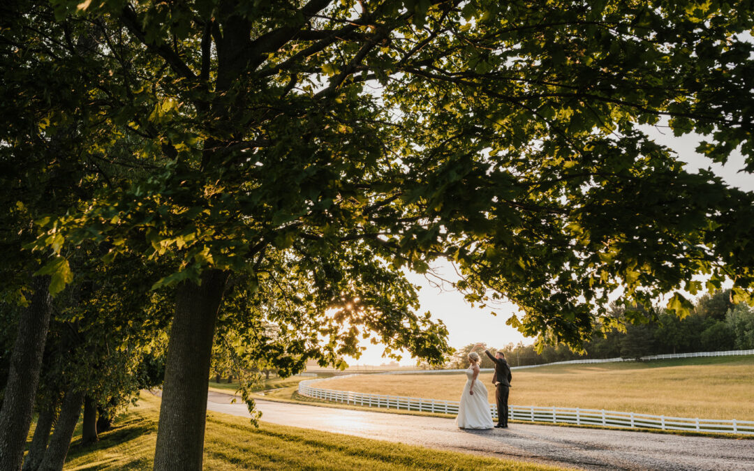 Beautiful Columbus Barn Wedding | Kayla & David