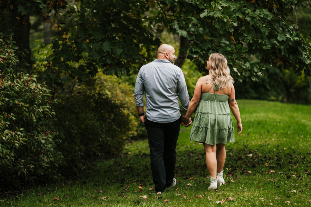 golden hour engagement photos