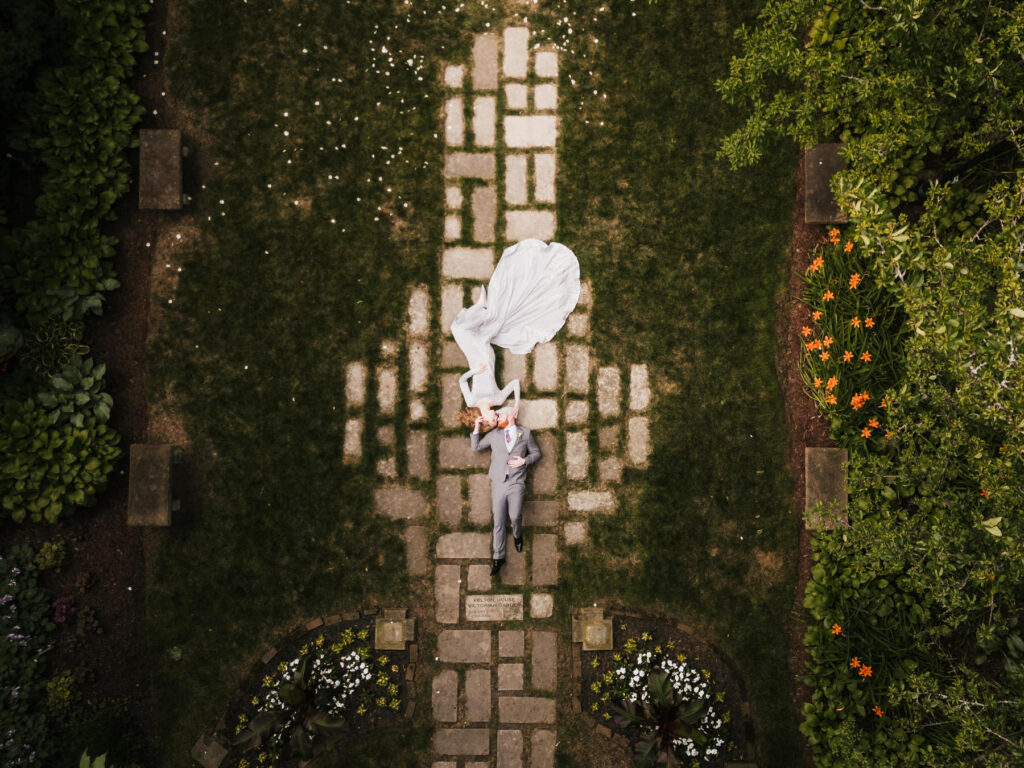 creative wedding photo