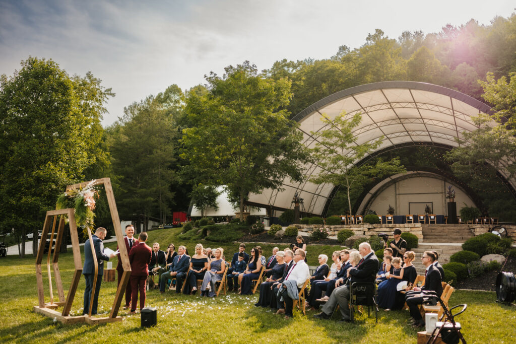 Hocking Hills Scenic Wedding