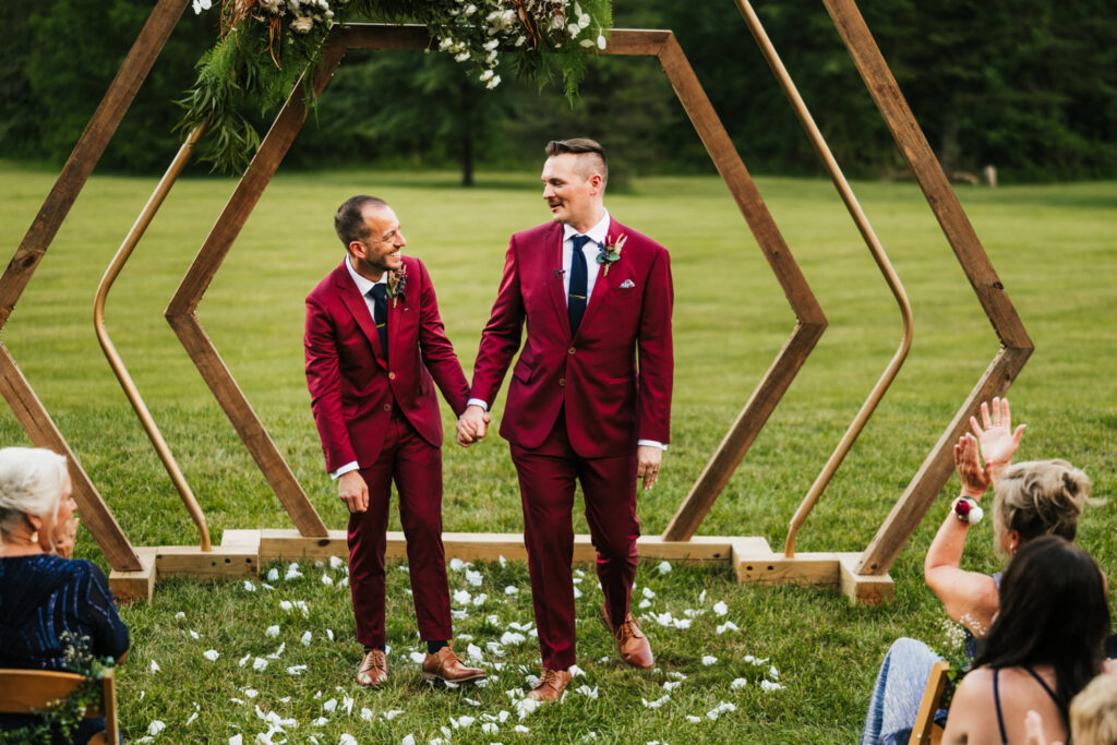 Hocking Hills Scenic Wedding