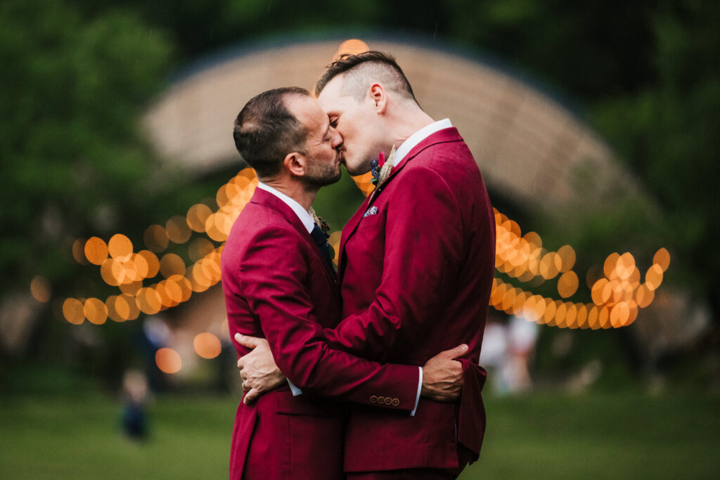 Hocking Hills Scenic Wedding