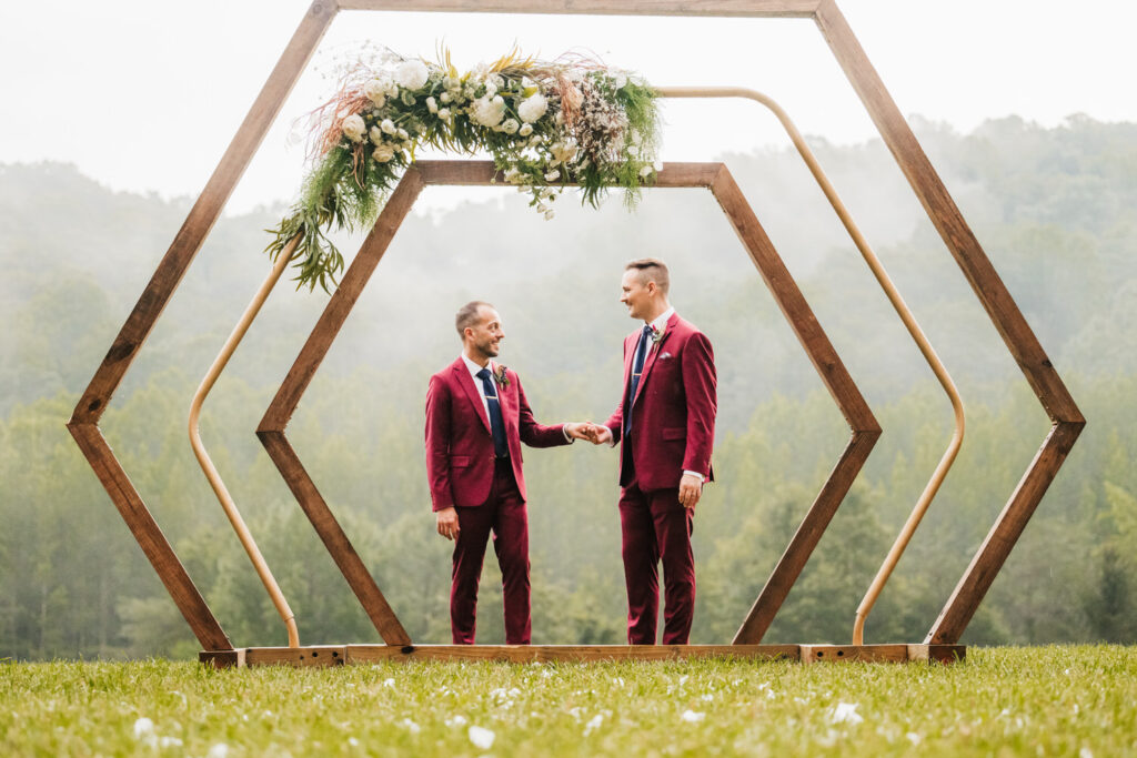 Hocking Hills Scenic Wedding