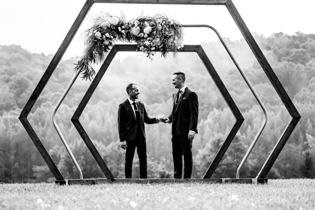 Hocking Hills Scenic Wedding