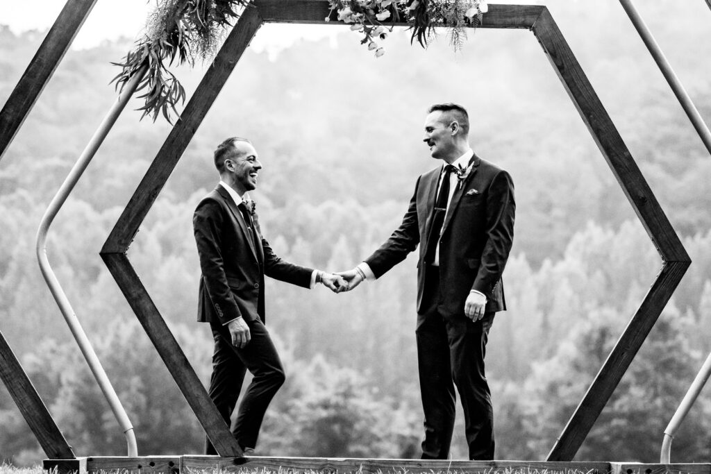 Hocking Hills Scenic Wedding