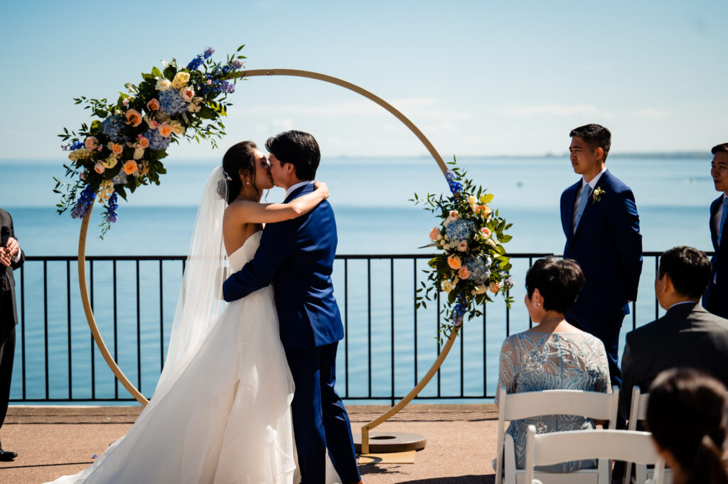 outdoor cleveland wedding