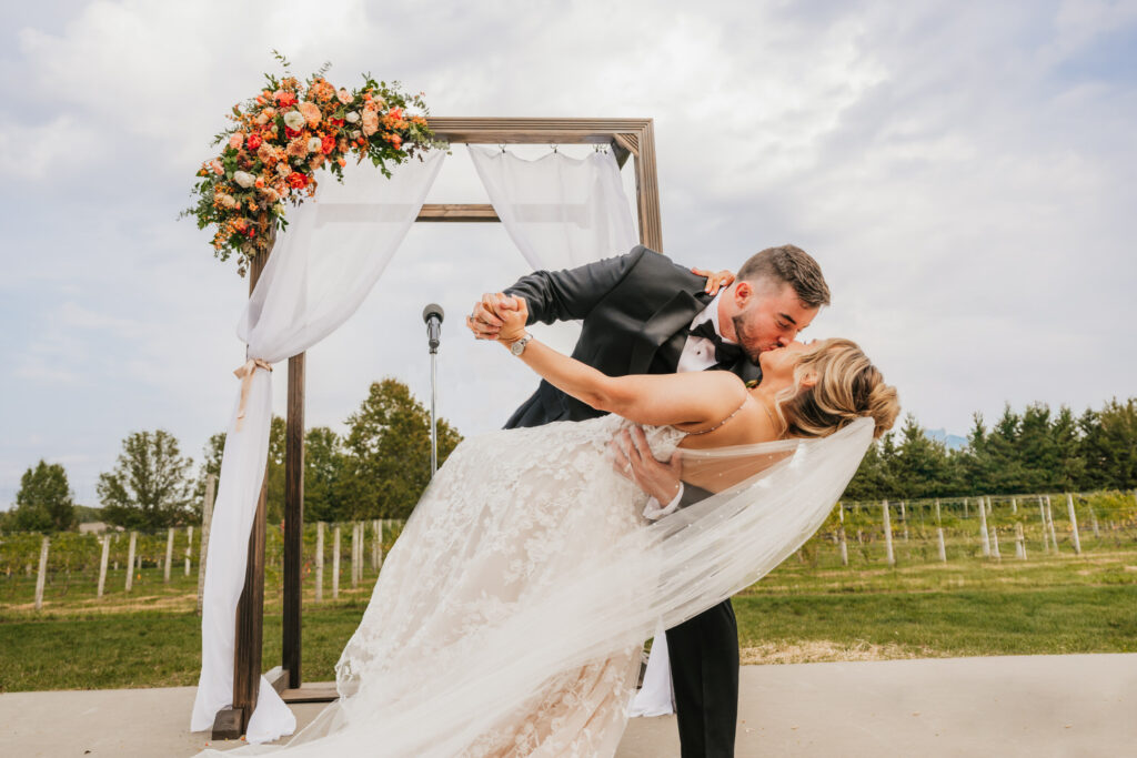 Wedding Photographer Cost in Ohio
