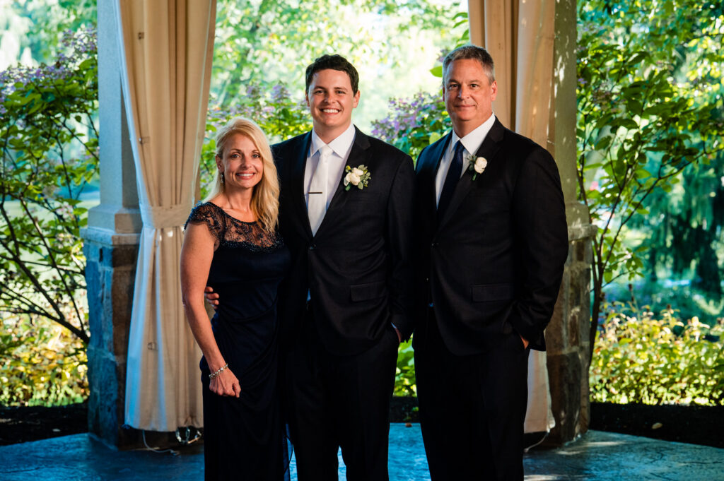 Wedding family photo checklist example