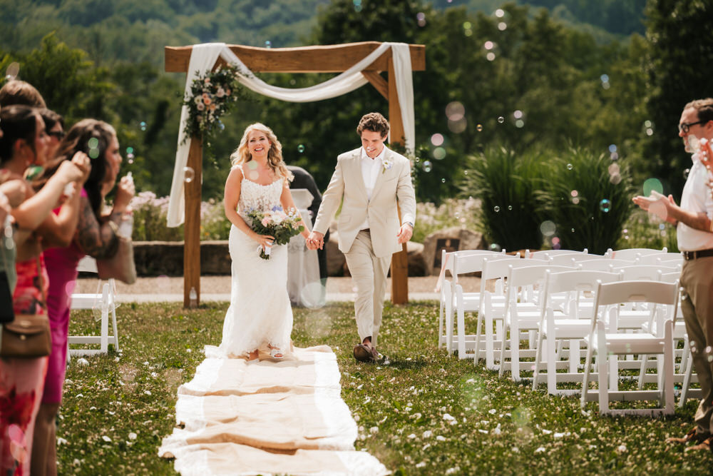 Himelright Lodge Wedding Photos of Mariah and Alex