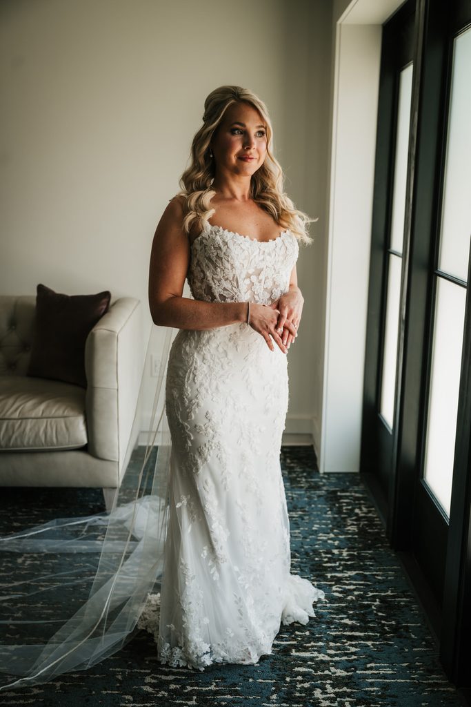 Natural light wedding photography in Northeast Ohio