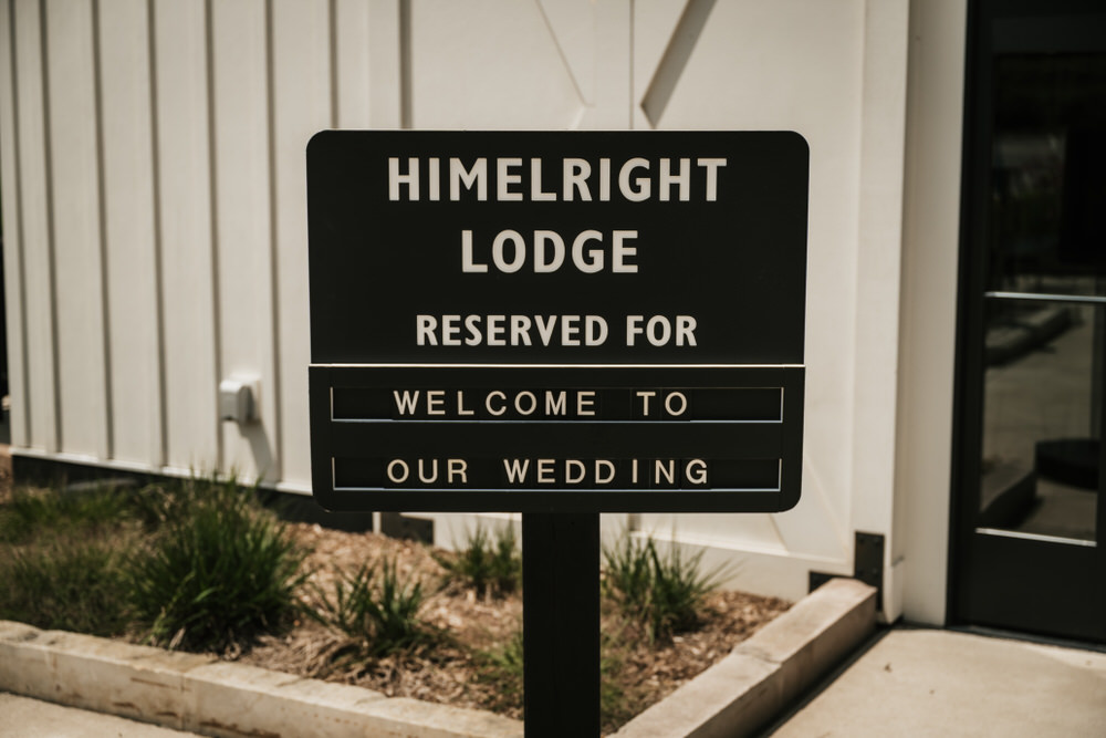 Intimate wedding photography in Akron Ohio