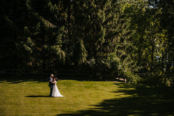 Mark and Julia wedding portraits at Edgewater Park Cleveland